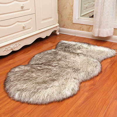 Vloerkleed – Onregelmatige vorm, anti-slip achterkant – Polyester, machine wasbaar, multi-gekleurde design — Crème grijs